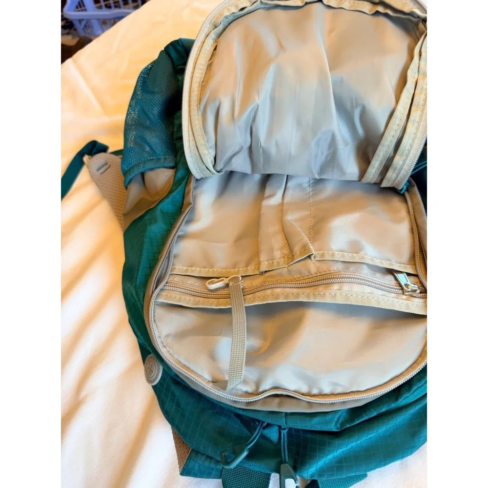 Nevo Rhino Hiking Backpack Teal Grey Ripstop Daypack Outdoor Travel Bag